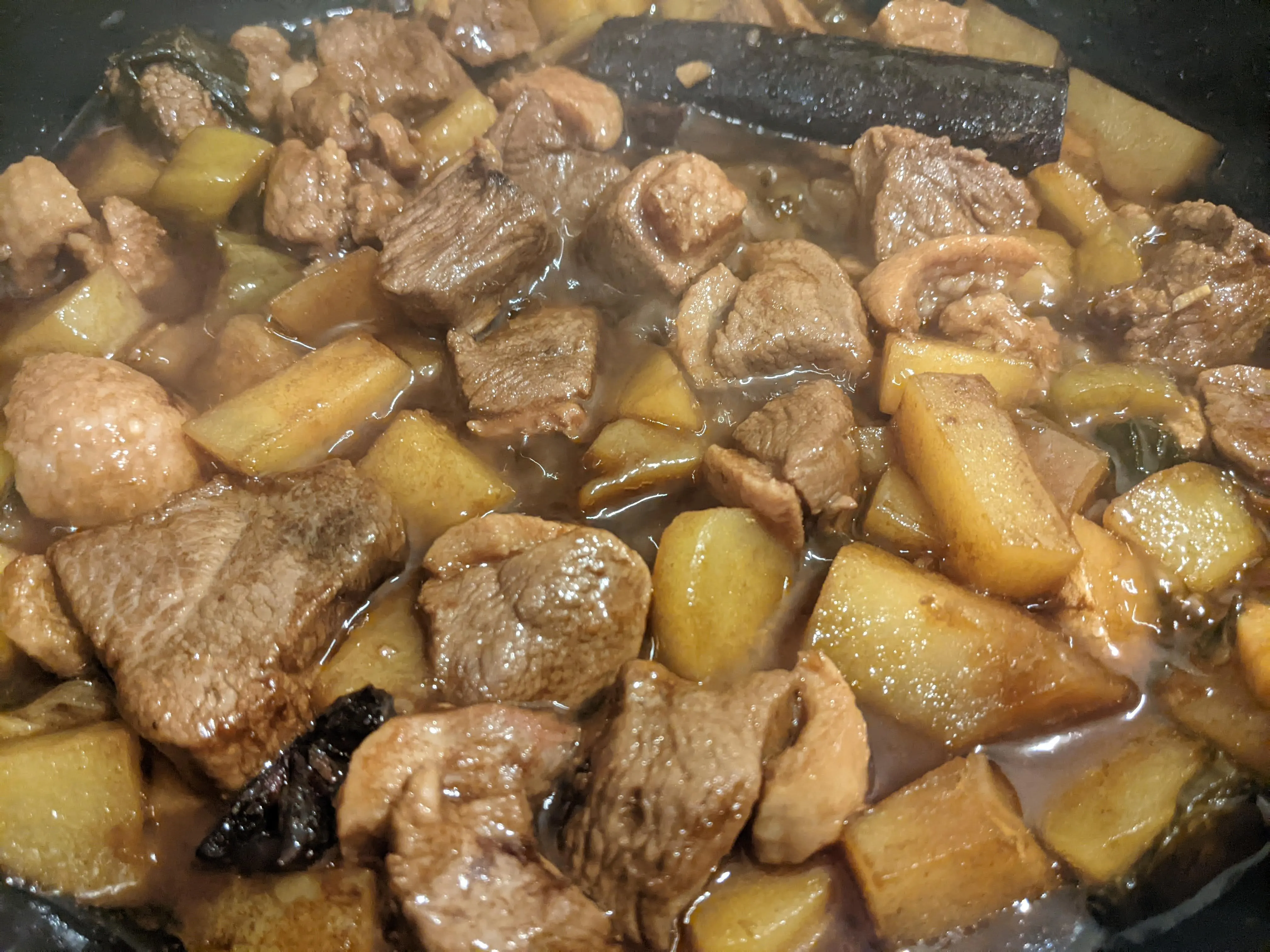 土豆焖鸭